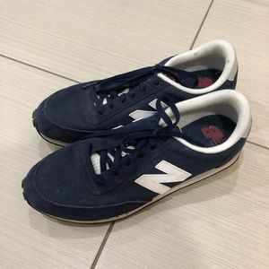 New Balance navy 410 sneakers